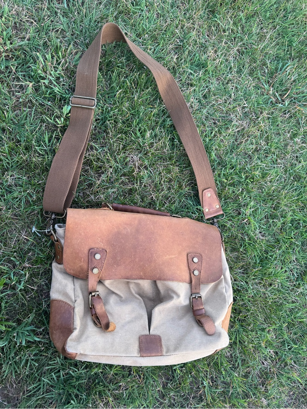 Brown Canvas and Leather Men’s Messenger Bag